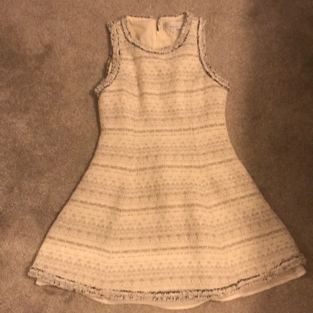 Medium dress